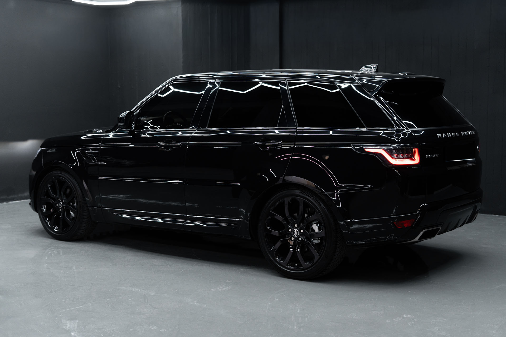 Range Rover Sport VIP transfers in Mykonos